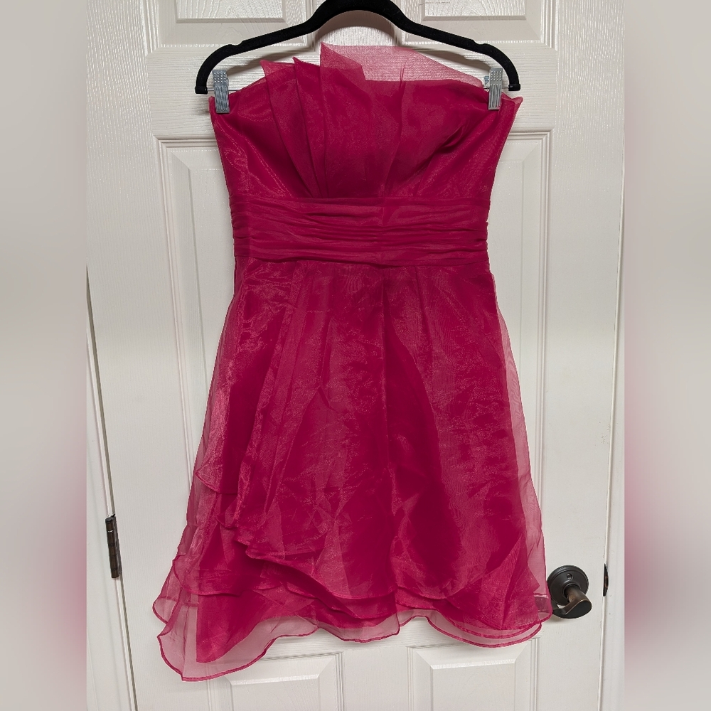 Davids Bridal Strapless Fuschia Hot Pink Organza Pleated Mini Dress F14335 Sz 6